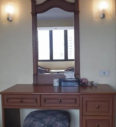 Spacious In Sukhumvit Nana Bangkok