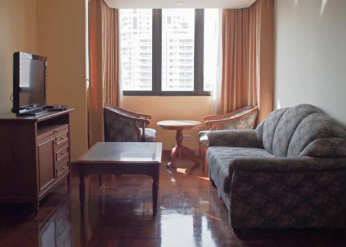 Spacious In Sukhumvit Nana Bangkok